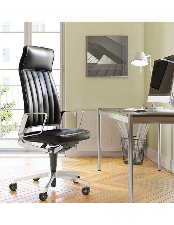 Крісло INTERSTUHL VINTAGE 32V4 для...