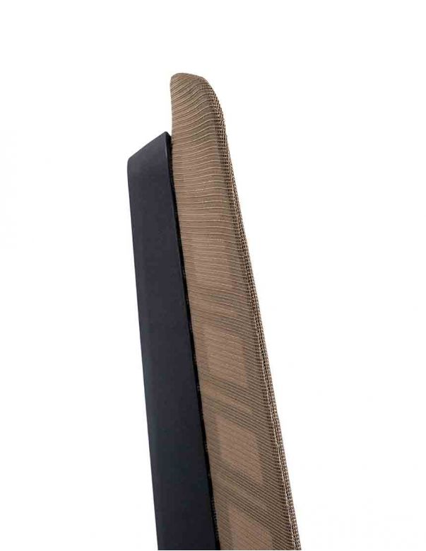 Крісло INTERSTUHL PURE PU213 BROWN MESH