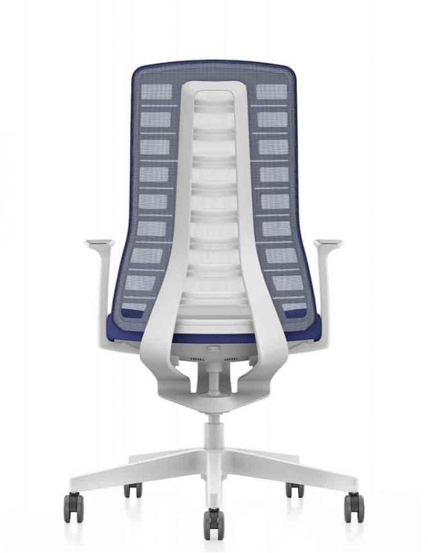 Крісло INTERSTUHL PURE PU213 WHITE