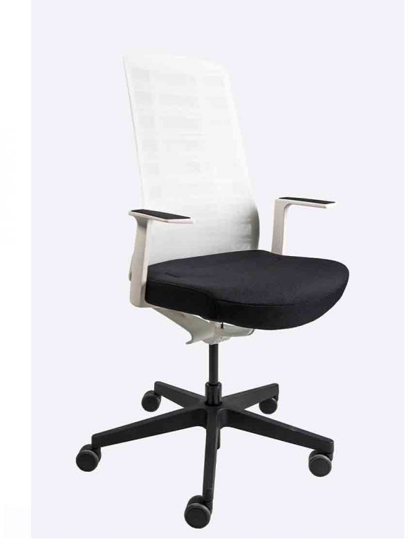 Крісло INTERSTUHL PURE PU213 WHITE