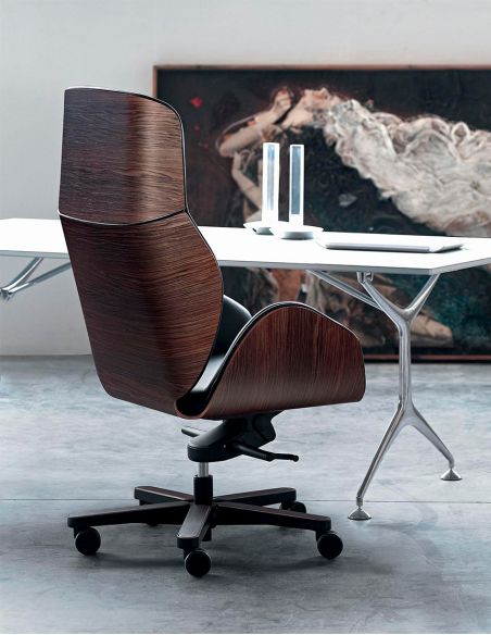 Крісло VAGHI SUONI LUX для керівника, шкіряне