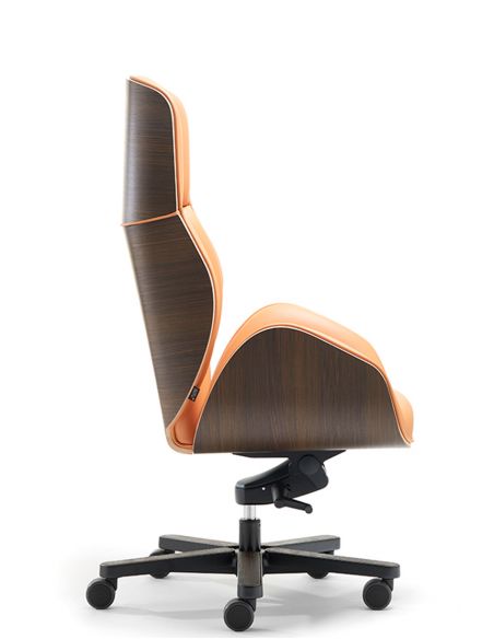 Крісло VAGHI SUONI LUX для керівника, шкіряне