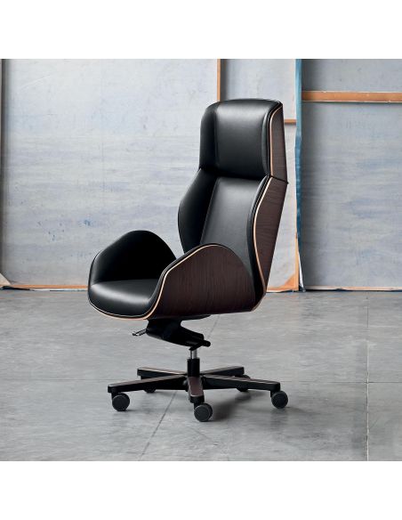 Крісло VAGHI SUONI LUX для керівника, шкіряне