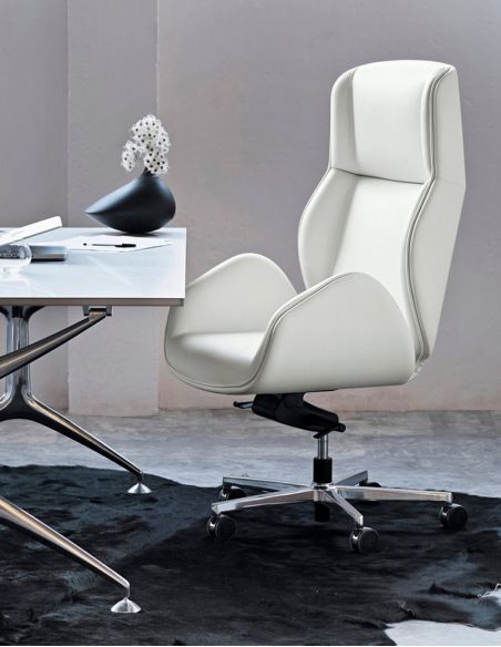 Крісло VAGHI SUONI для керівника, шкіряне