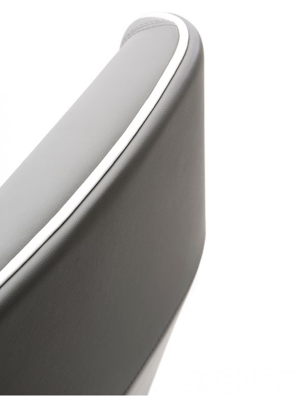 Крісло VAGHI SUONI для керівника,...