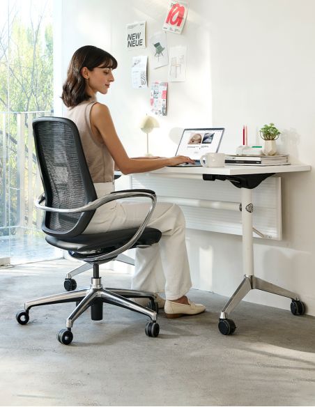 Конференц-крісло KRESLALUX HIME HM02P