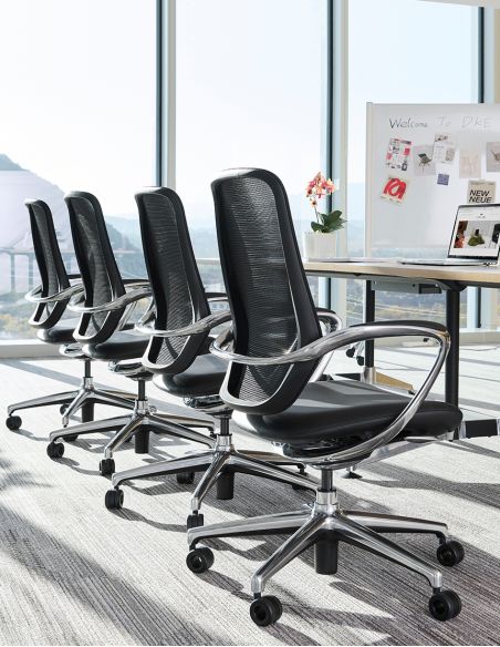 Конференц-крісло KRESLALUX HIME HM02P