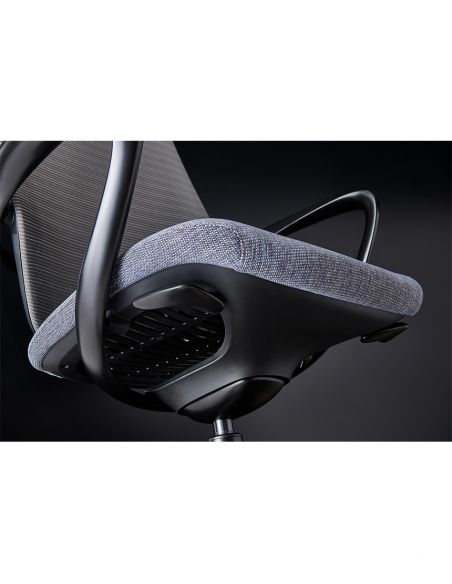 Конференц-крісло KRESLALUX HIME HM02B