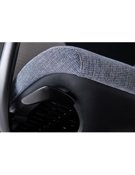 Конференц-крісло KRESLALUX HIME HM02B