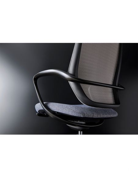 Конференц-крісло KRESLALUX HIME HM02B