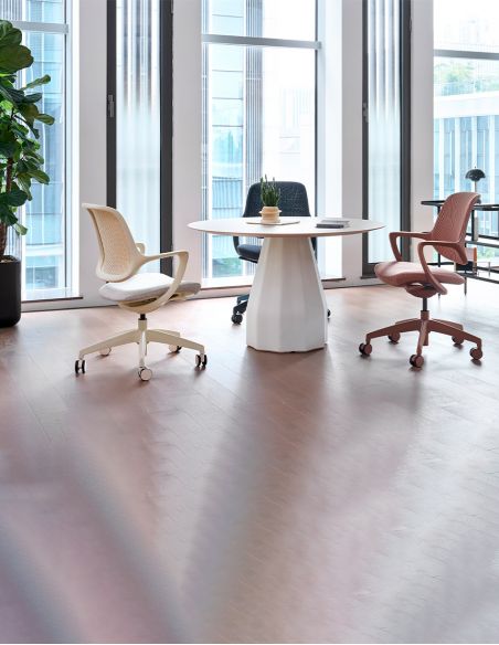 Крісло KRESLALUX NIRO-D02 WHITE, для відвідувача