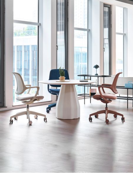 Крісло KRESLALUX NIRO-D38 ORANGE, для відвідувача