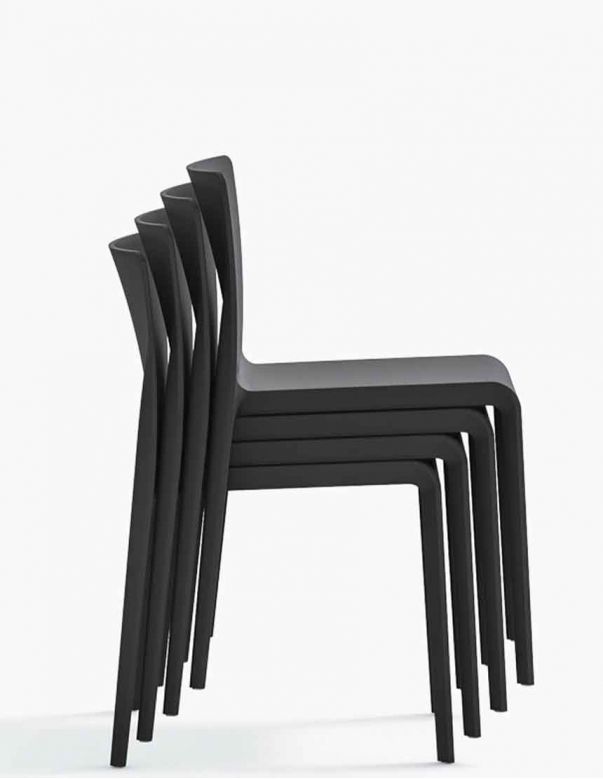 Стілець PEDRALI VOLT 670 Графітовий