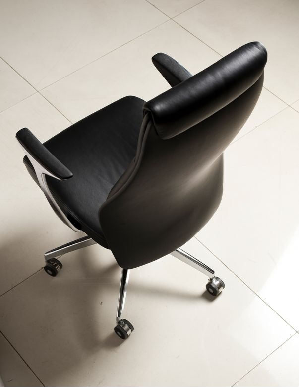 Крісло KRESLALUX 9184 BLACK для...