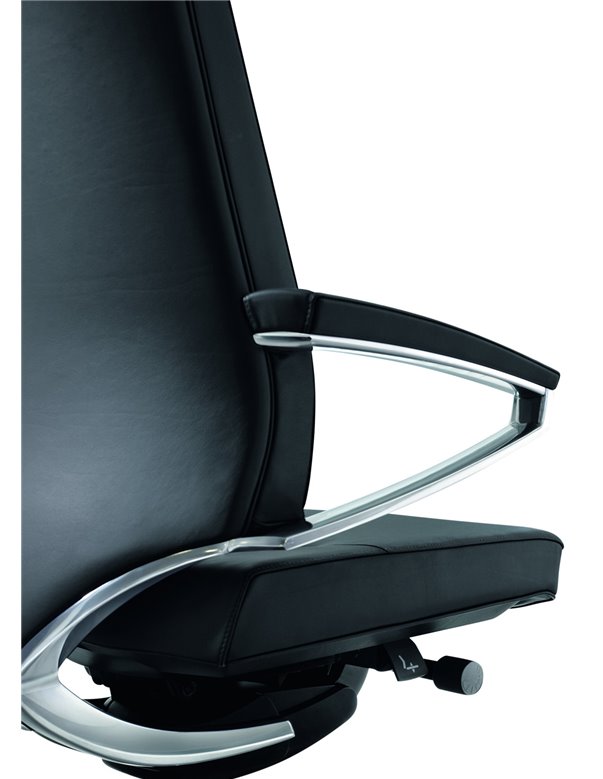 Крісло KLOBER CENTEO для керівника чорного кольору
