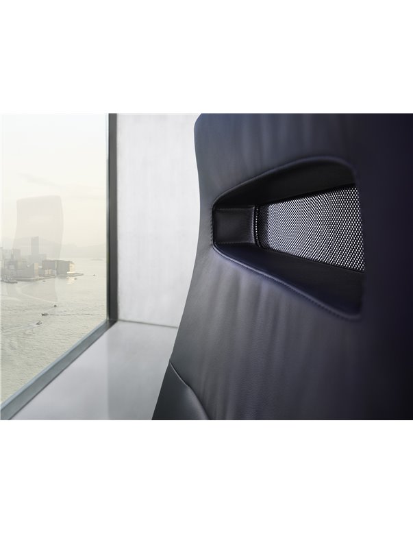 Крісло KLOBER CENTEO для керівника чорного кольору