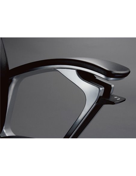 Крісло Okamura Duke для керівника преміум класу шкіряне