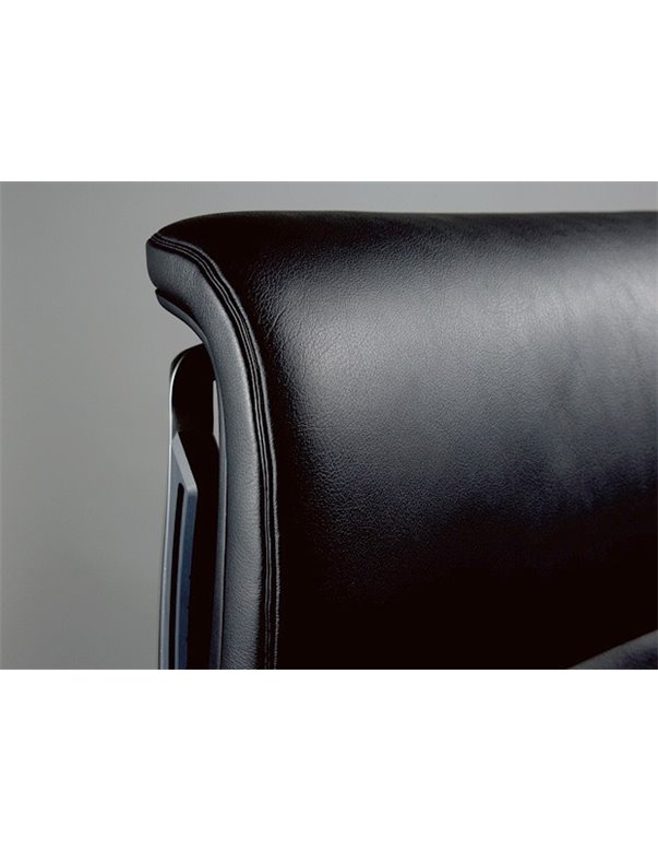 Крісло Okamura Duke для керівника преміум класу шкіряне