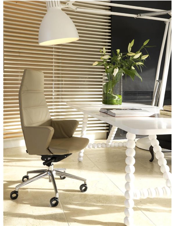 Крісло QUINTI SEDUTE HYWAY SOFT для керівника, шкіряне