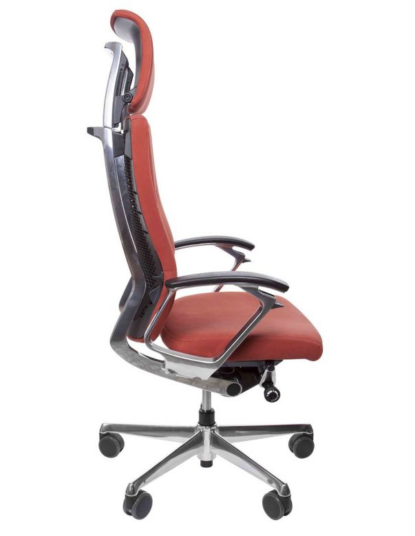 Крісло Okamura Duke для керівника...