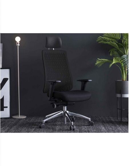 КРІСЛО COMF-PRO TRULY BLACK, ЕРГОНОМІЧНЕ, З ПІДГОЛІВНИКОМ