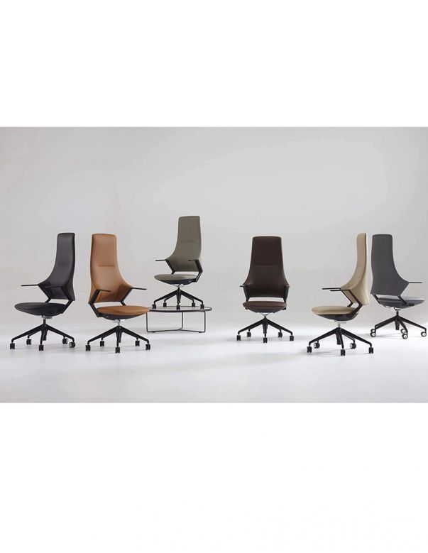 Крісло керівника BALLET FK011-A чорна...