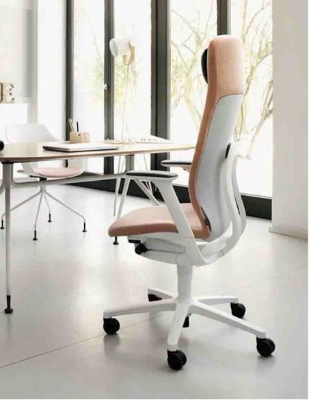 Крісло керівника WILKHAHN AT 187/9 WHITE, тканинне