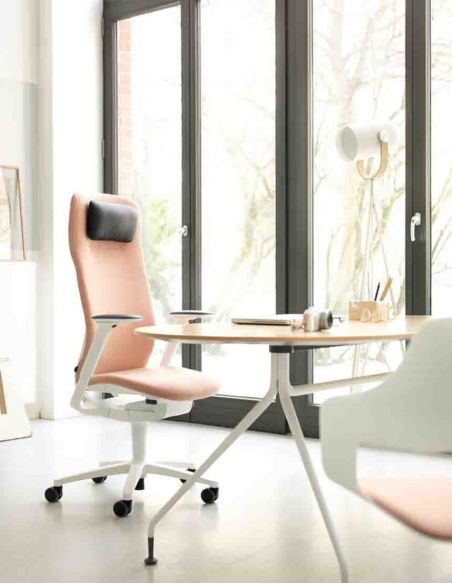 Крісло керівника WILKHAHN AT 187/9 WHITE, тканинне