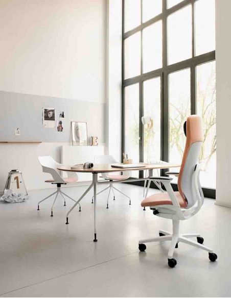 Крісло керівника WILKHAHN AT 187/9 WHITE, тканинне