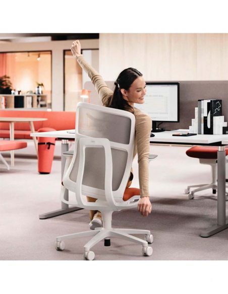 Крісло WILKHAHN AT MESH 187/71 WHITE