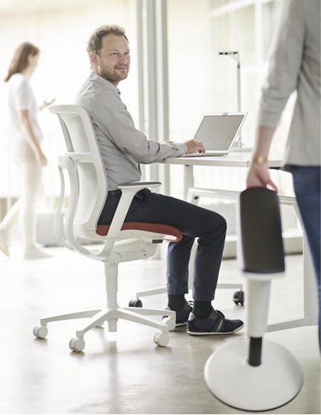 Крісло WILKHAHN AT MESH 187/71 WHITE