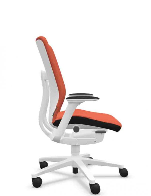 Крісло WILKHAHN AT 187/7 WHITE, тканинне