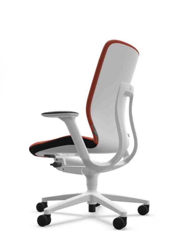 Крісло WILKHAHN AT 187/7 WHITE, тканинне