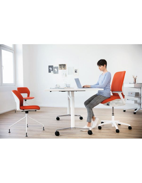 Крісло WILKHAHN AT 187/7 WHITE, тканинне